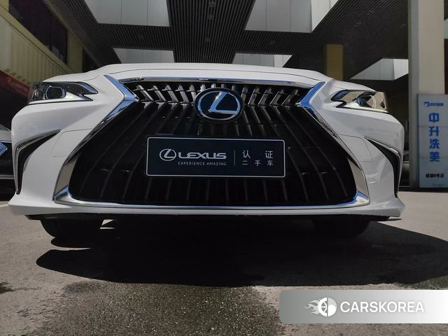 Lexus ES id 4307197 из Китая 7