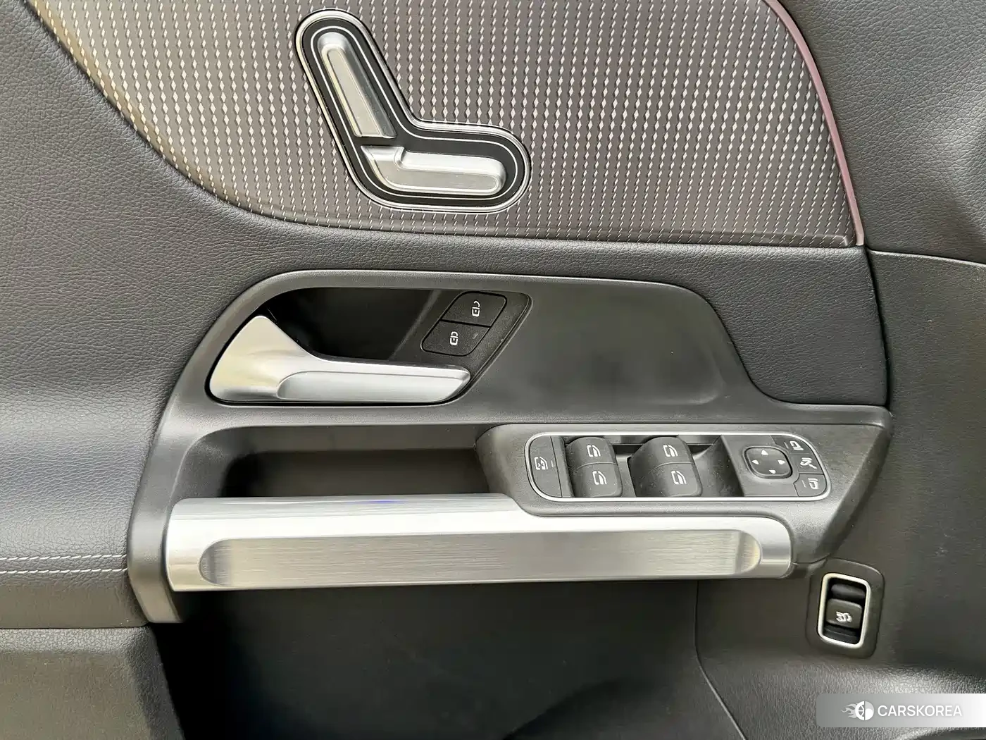 Mercedes-Benz GLB id 4628998 из Китая 7