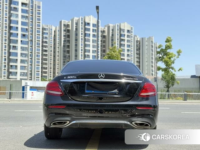Mercedes-Benz E-class id 4217458 из Китая 7