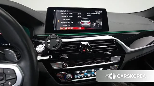 BMW 5 Series (G30) id 3778794 из Кореи 7