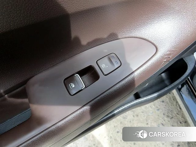 Hyundai The New Grandeur IG id 4232400 из Кореи 7