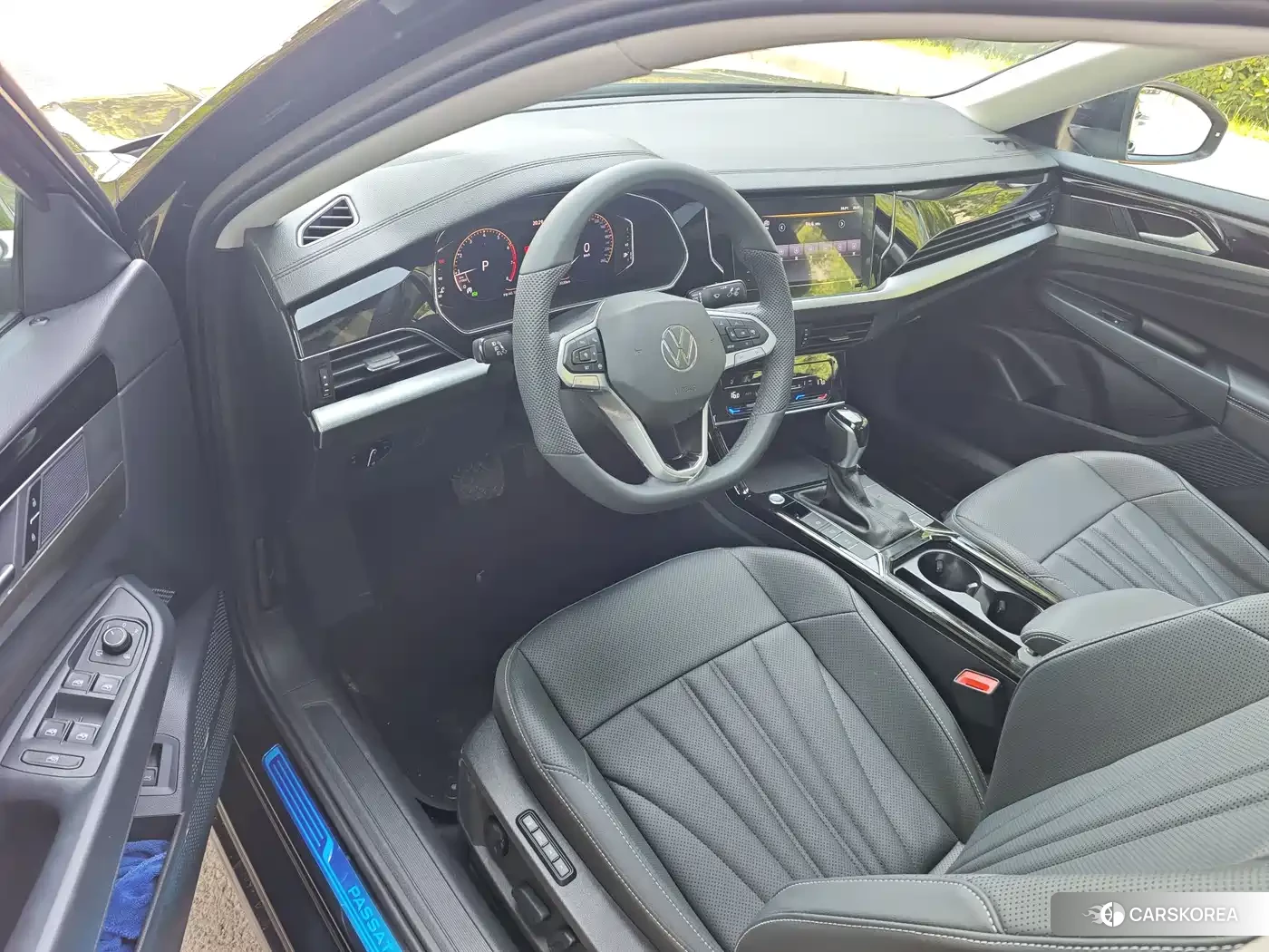 Volkswagen Passat id 4538679 из Китая 7