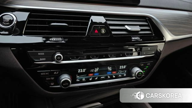 BMW 5 Series (G30) id 4502850 из Кореи 7