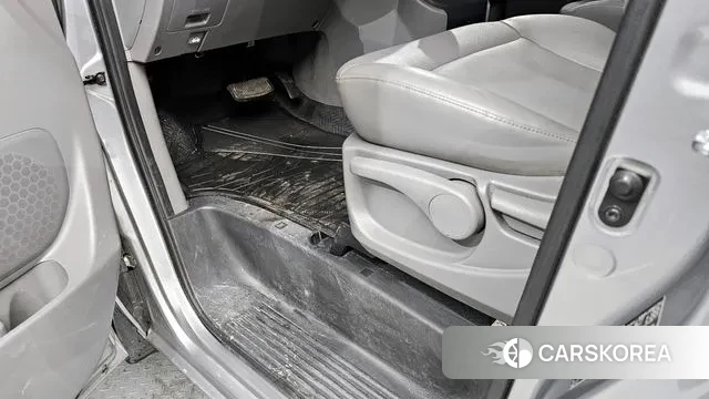 Hyundai The New Grand Starex id 3598218 из Кореи 7