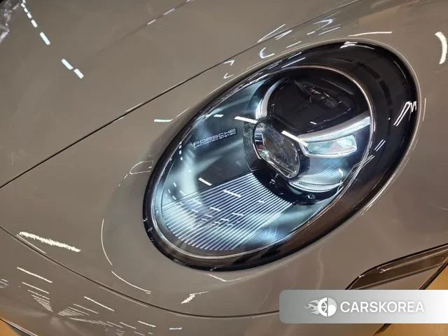 Porsche 911(992) id 3467092 из Кореи 7