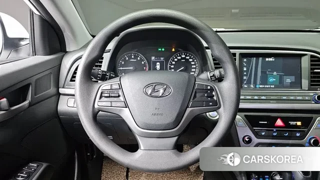 Hyundai Avante AD id 3723820 из Кореи 7