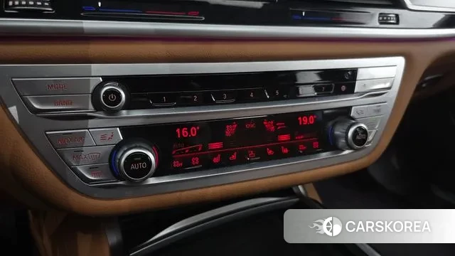 BMW 7 Series (G11) id 2890809 из Кореи 7