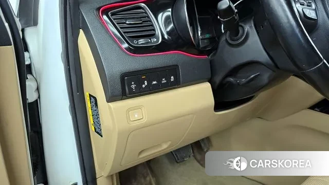 Kia The New Carnival id 3454986 из Кореи 7