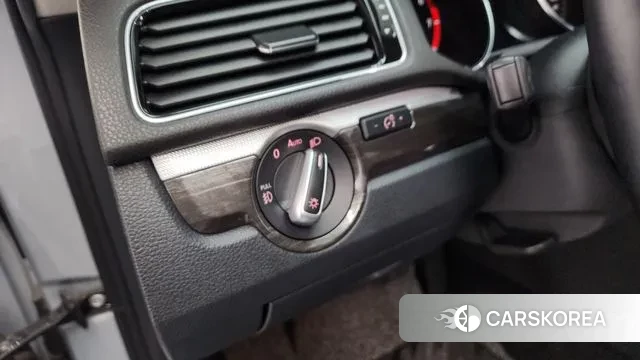 Volkswagen The New Passat id 3520361 из Кореи 7