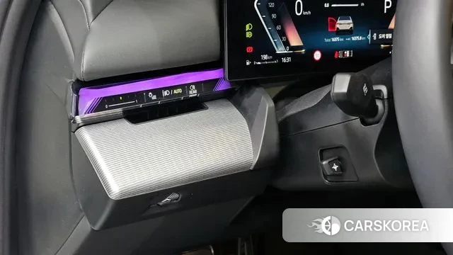 BMW 5 Series (G60) id 3739197 из Кореи 7