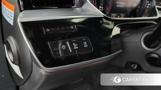 Audi A8 (D5) id 4530400 из Кореи 7