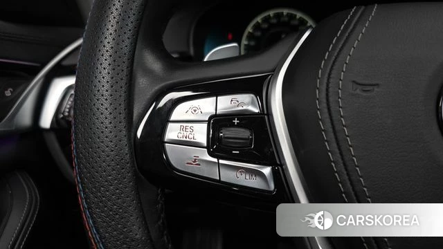 BMW 5 Series (G30) id 4225305 из Кореи 7