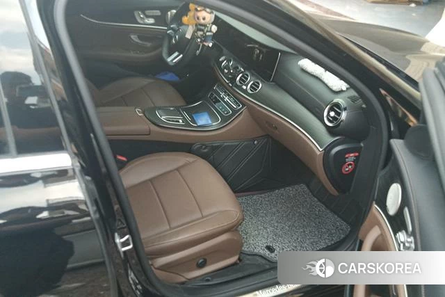 Mercedes-Benz E-class id 4271940 из Китая 7
