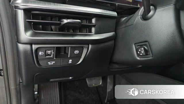 Hyundai Grandeur (GN7) id 4622901 из Кореи 7
