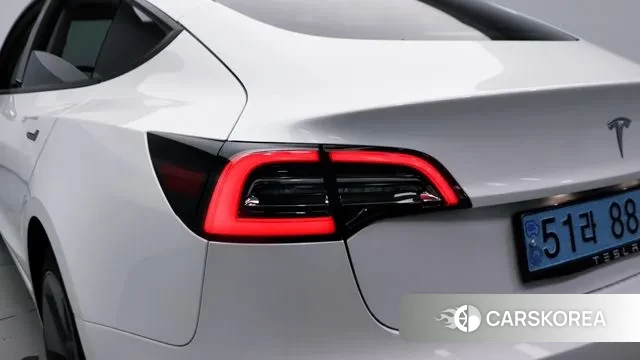 Tesla Model 3 id 3371057 из Кореи 7