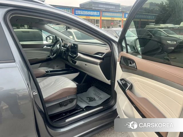 Volkswagen ID.6 X id 4374531 из Китая 7
