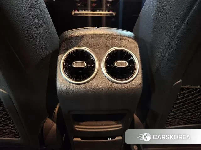 Mercedes-Benz GLA - Class H247 id 3745178 из Кореи 7