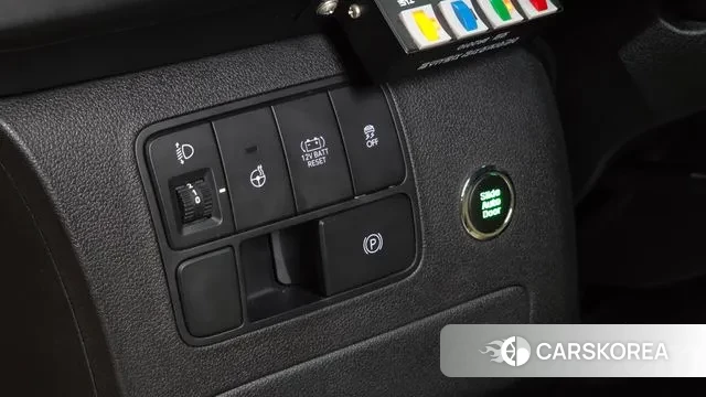 Hyundai Staria id 3715929 из Кореи 7