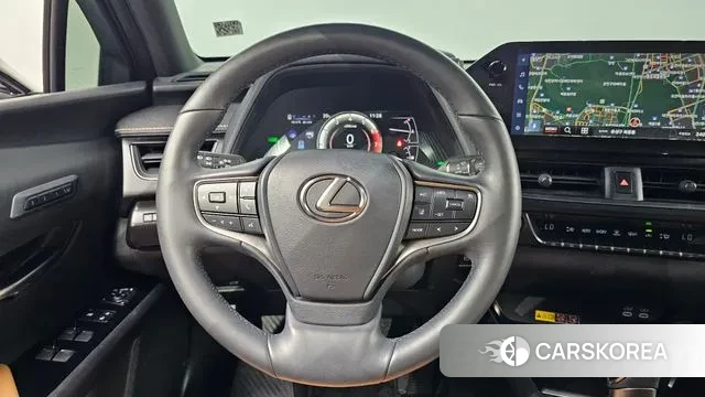 Lexus UX250h id 3256752 из Кореи 7
