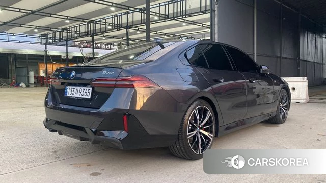 BMW 5 Series (G60) id 4462511 из Кореи 7