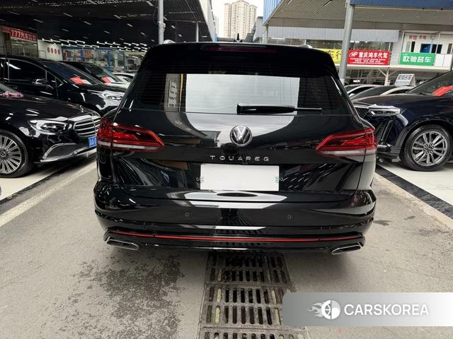 Volkswagen Touareg id 4271071 из Китая 7