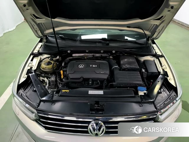Volkswagen Magotan id 4238077 из Китая 7