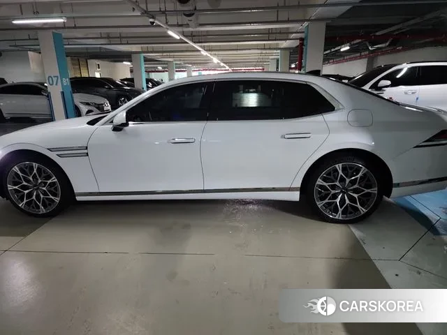 Genesis G90 (RS4) id 3576566 из Кореи 7