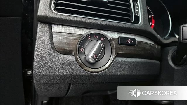 Volkswagen The New Passat id 3899799 из Кореи 7