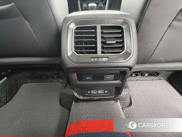 Volkswagen Tiguan L id 4314123 из Китая 7