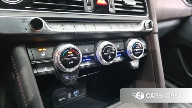 Genesis G70 id 3525687 из Кореи 7