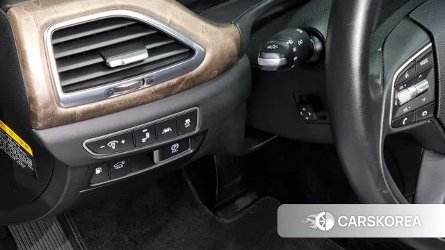 Genesis G90 id 3454500 из Кореи 7