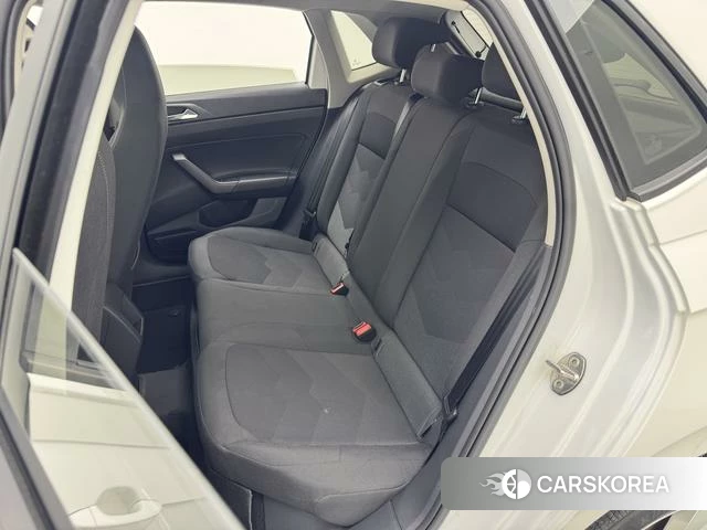 Volkswagen Polo id 4278962 из Китая 7
