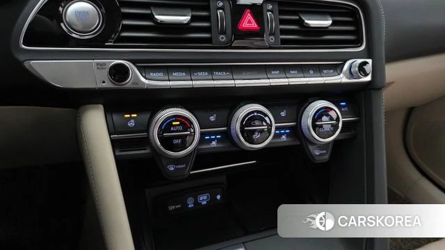 Genesis G70 id 3955806 из Кореи 7