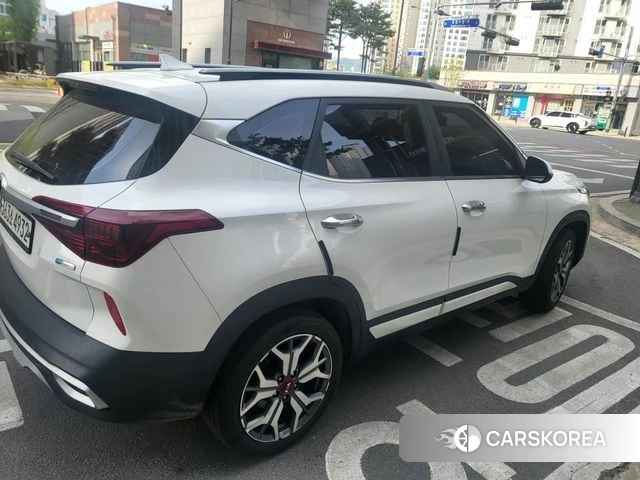 Kia Seltos id 4232574 из Кореи 7