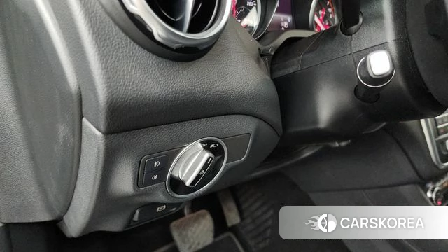 Mercedes-Benz GLA-Class X156 id 4435815 из Кореи 7
