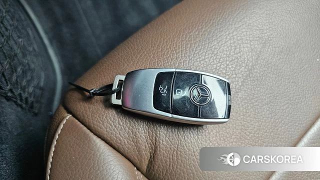 Mercedes-Benz E-Class W213 id 4331268 из Кореи 7