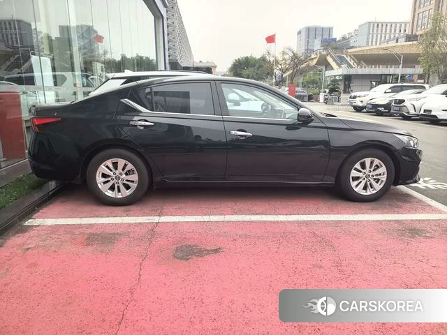Nissan Teana id 4254176 из Китая 7