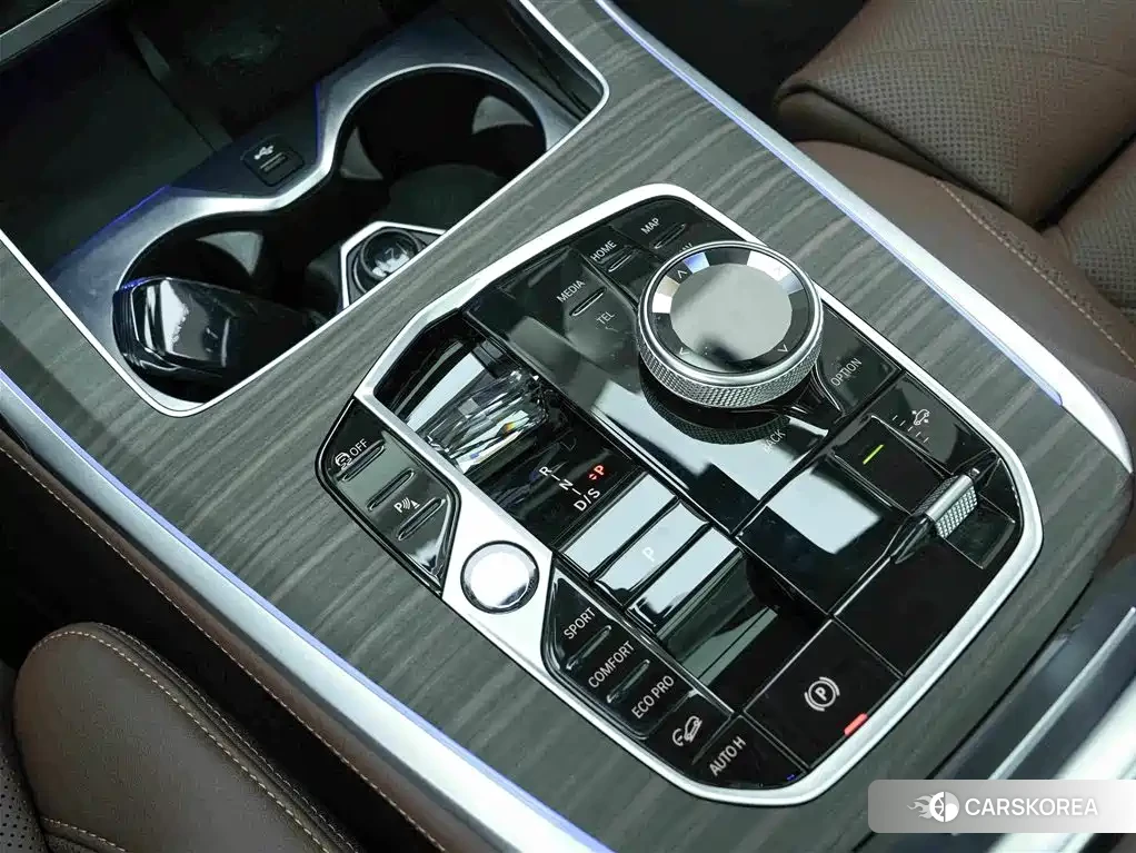 BMW X7 id 4553945 из Китая 7