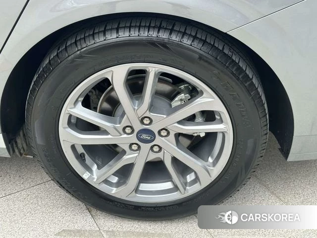 Ford Mondeo id 4393549 из Китая 7