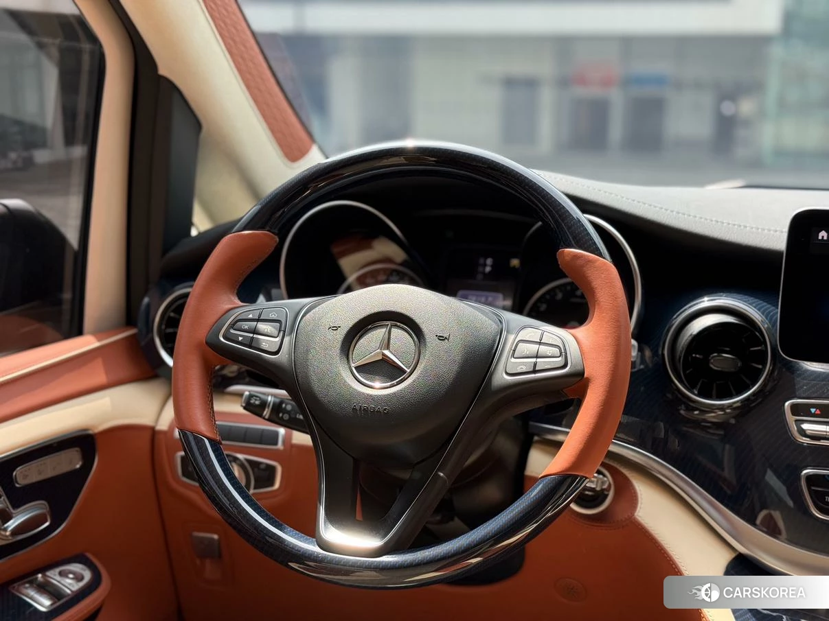 Mercedes-Benz V-Class id 4510360 из Китая 7