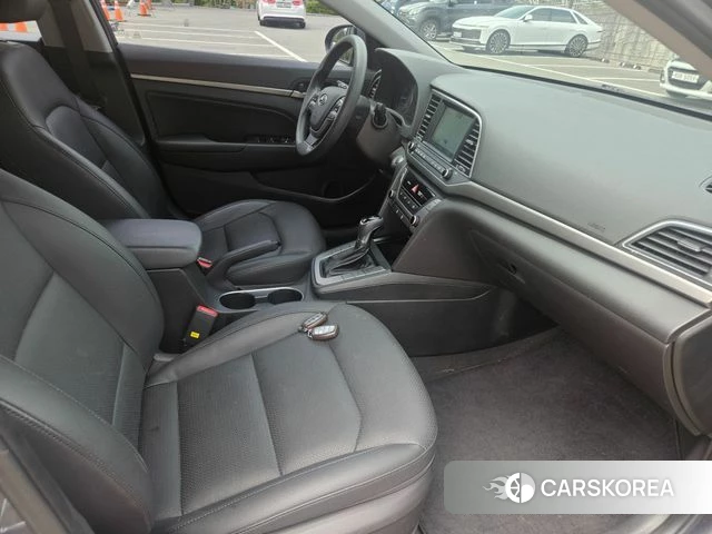 Hyundai Avante AD id 4557904 из Кореи 7