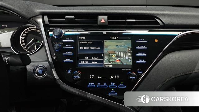 Toyota Camry (XV70) 2018 Песочный из Кореи, фото 6