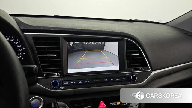 Hyundai Avante AD id 4295217 из Кореи 7