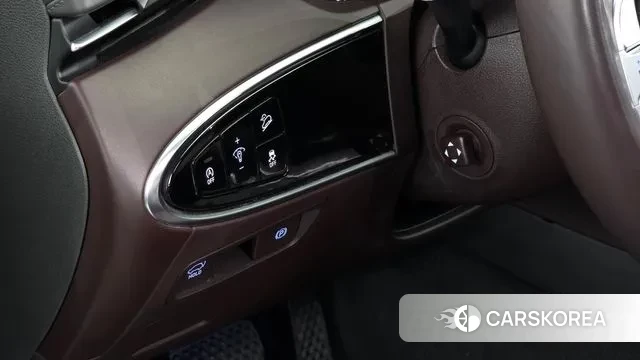 Genesis GV70 id 3561557 из Кореи 7