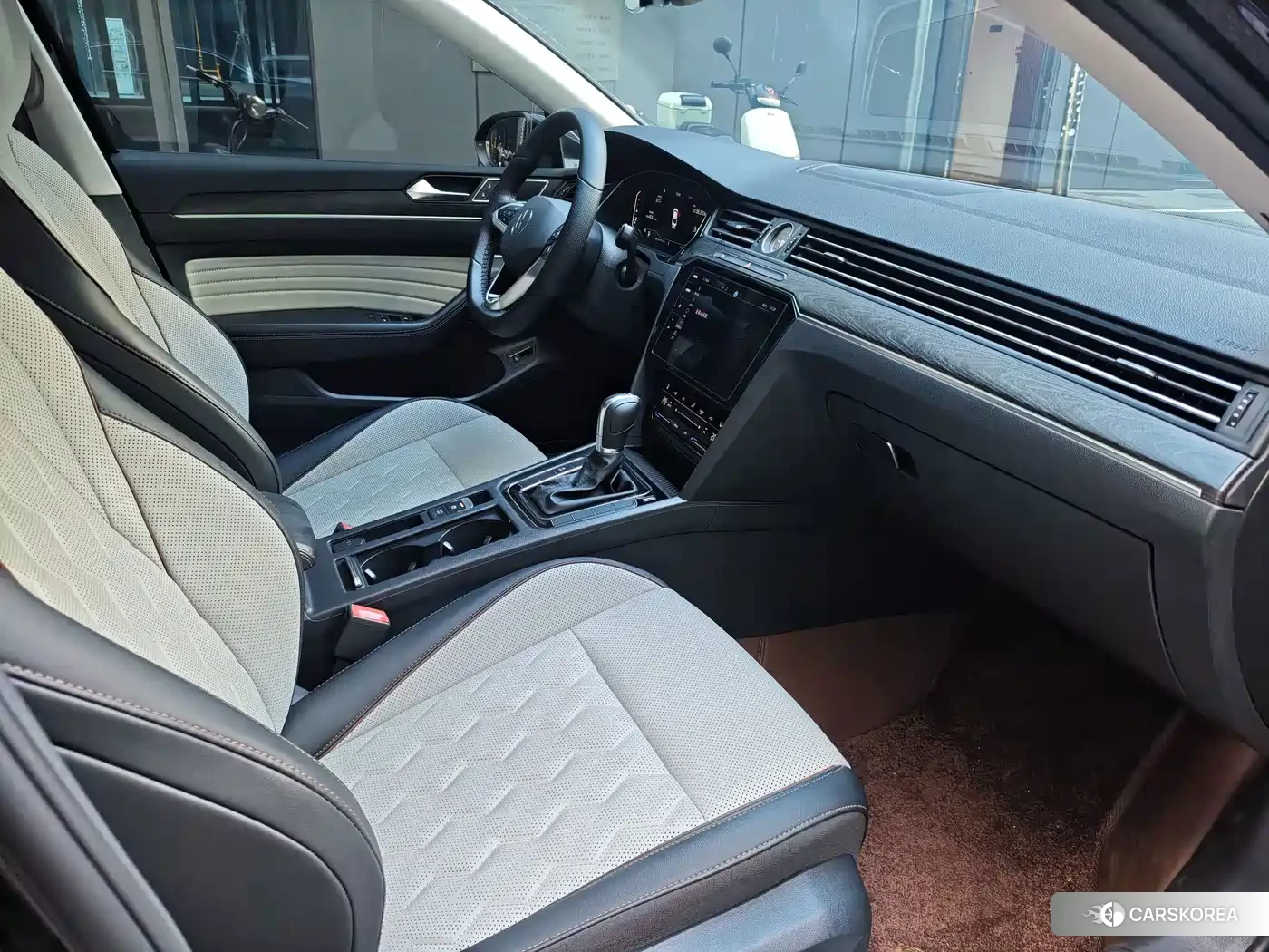 Volkswagen Magotan id 4680643 из Китая 7