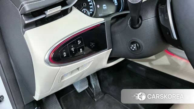 Genesis GV70 id 3877379 из Кореи 7
