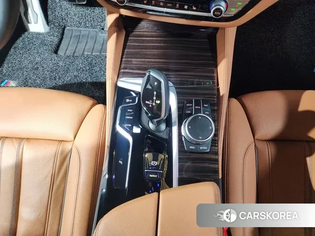 BMW 5 Series (G30) id 2896132 из Кореи 7