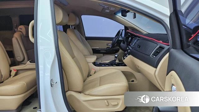 Kia The New Carnival id 4574144 из Кореи 7