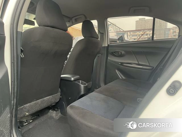 Toyota YARIS L to enjoy id 4276785 из Китая 7