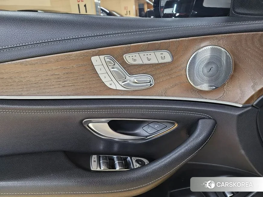 Mercedes-Benz E-Class W213 id 1860722 из Кореи 7